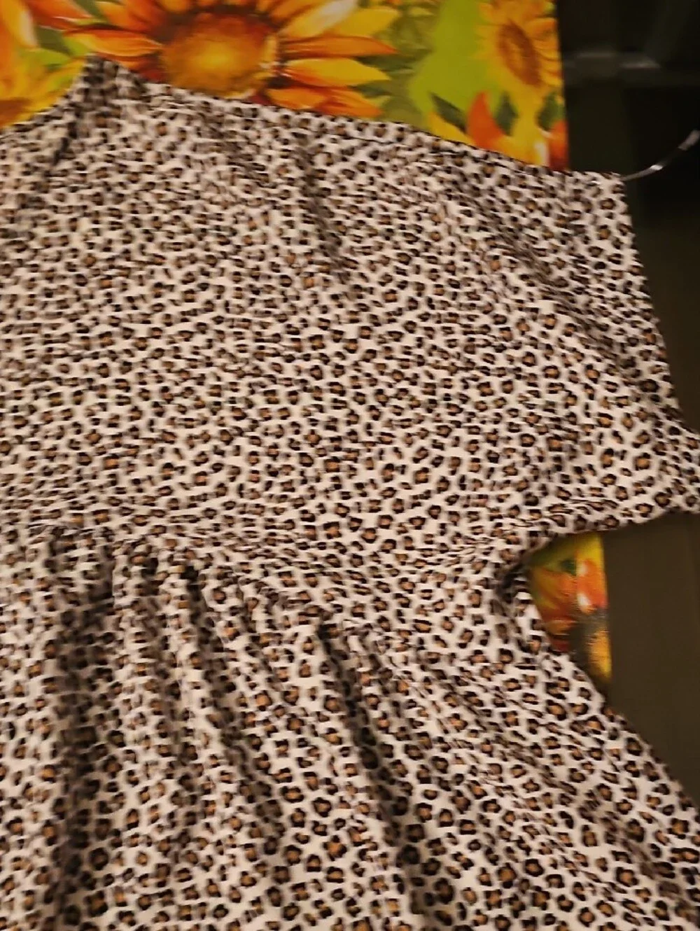 Leopard Print Short-Sleeve Tunic Top - Black & White